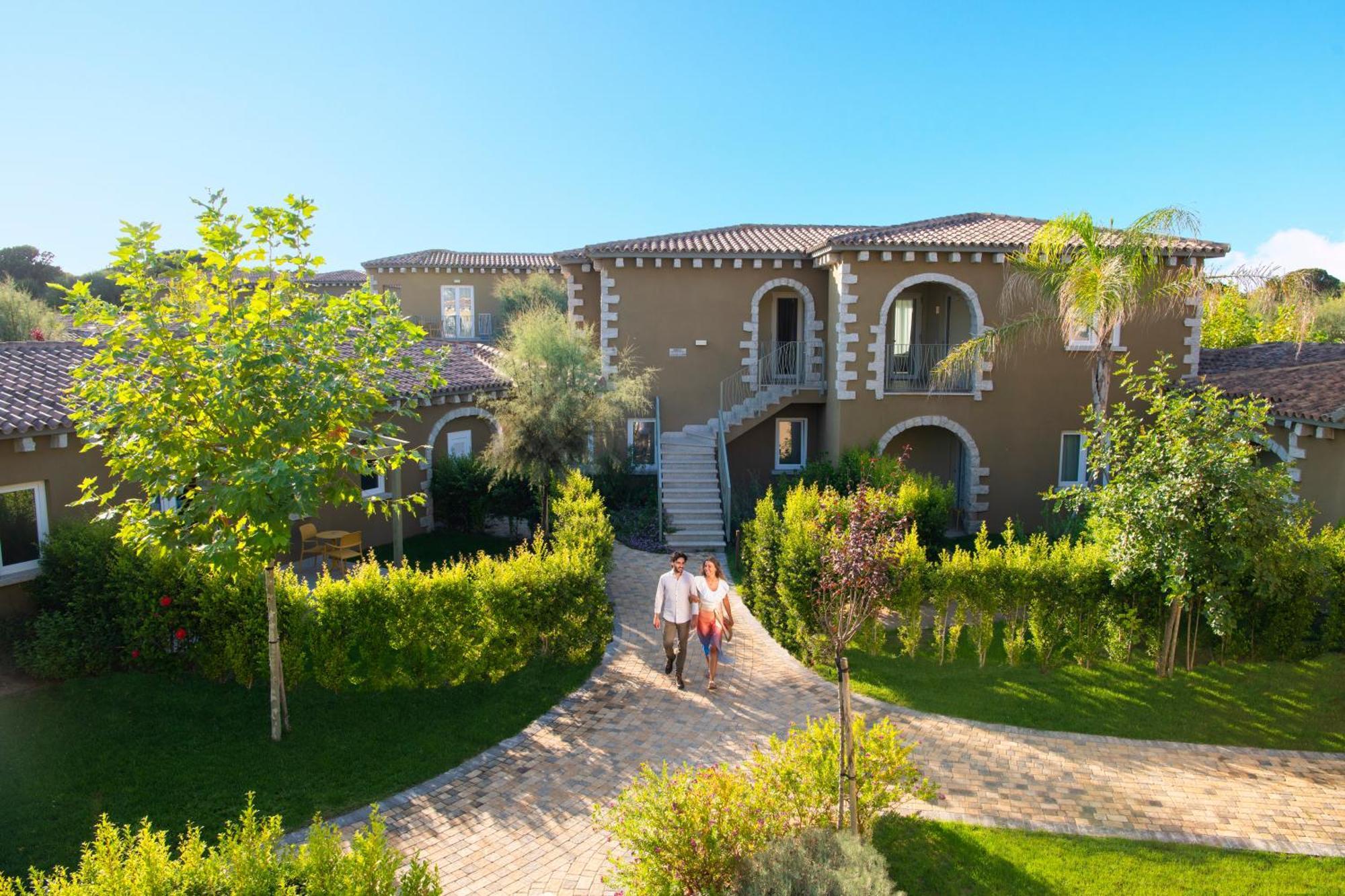 Is Serenas Badesi Resort Exterior foto